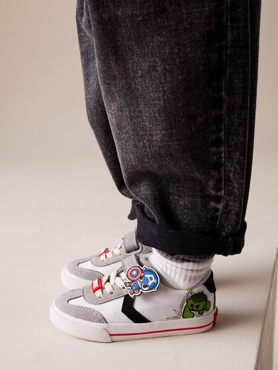 White/Black Standard Fit (F) Marvel Touch Fastening Elastic Lace Trainers