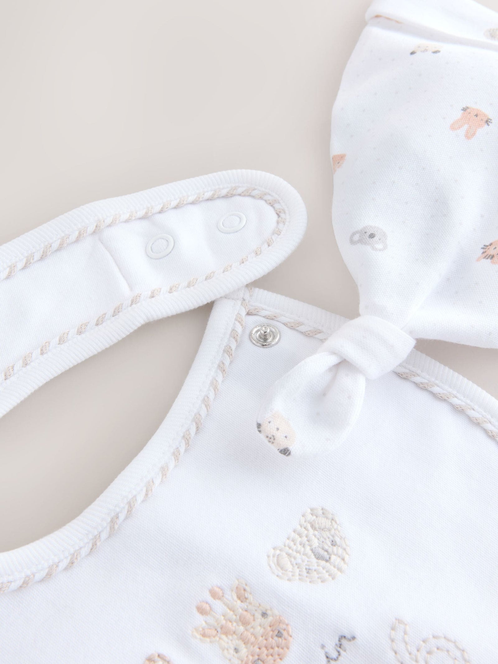 White Baby Sleepsuit and Hat Set (0-12mths)