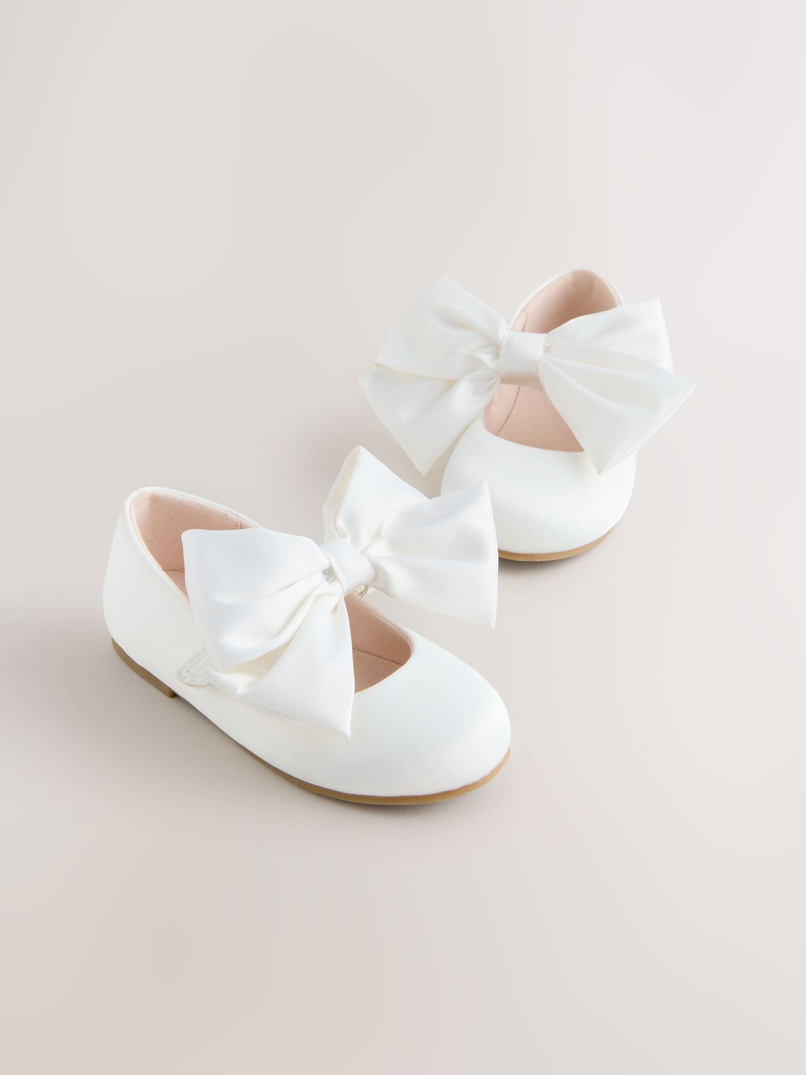 White Wide Fit (G) Bow Satin Flower Occasion Mary Jane Shoes