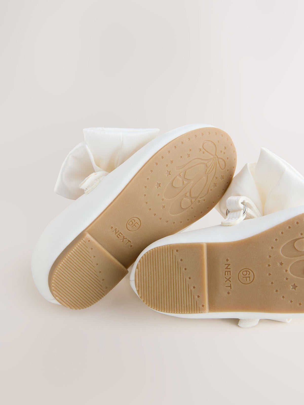 White Wide Fit (G) Bow Satin Flower Occasion Mary Jane Shoes