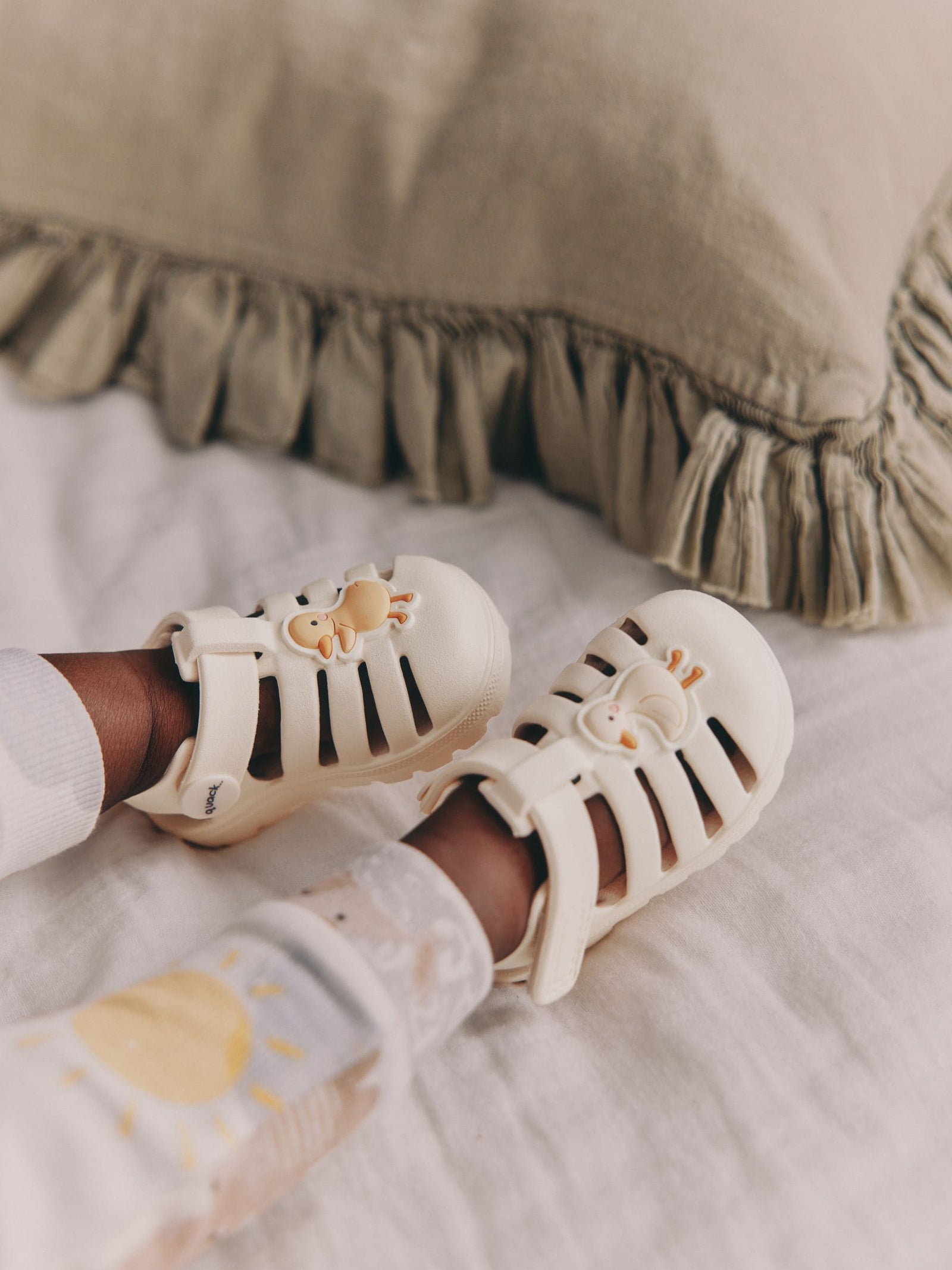 Neutral Ducks EVA Fisherman Sandals (0-24mths)