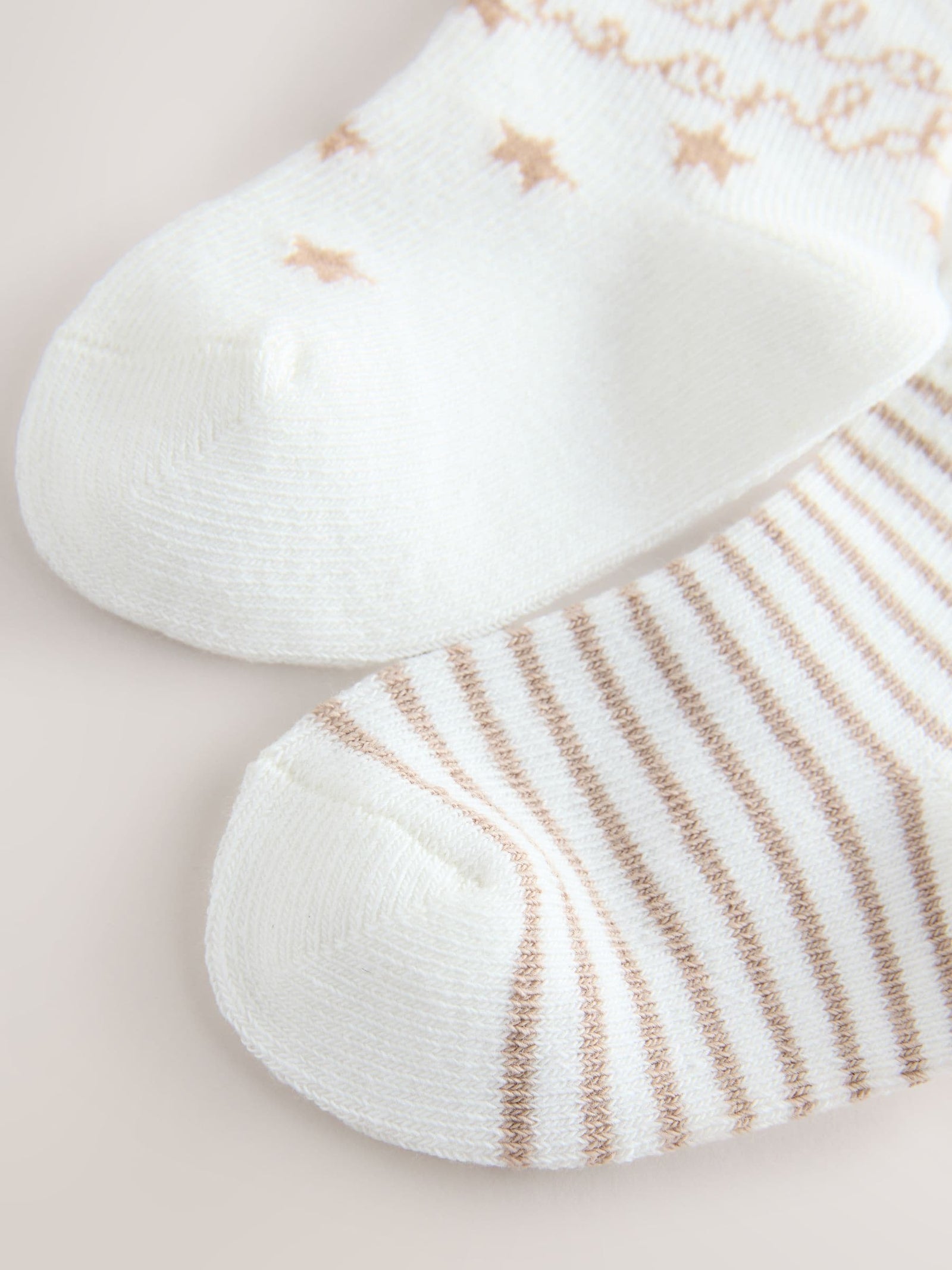 Neutral Hello World Baby Socks 2 Pack