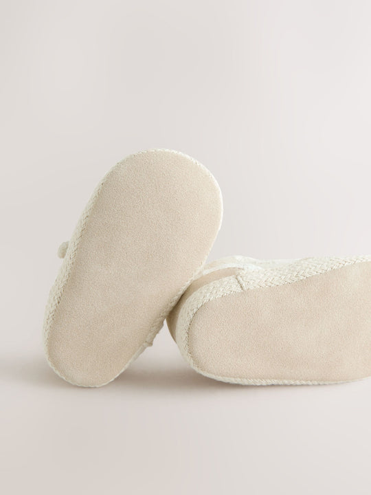 Neutral Frill Baby Touch Fasten Trainers (0-24mths)