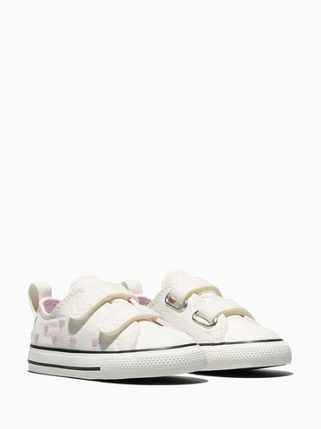 Converse White Chuck Taylor Toddler Heart 1V Trainers