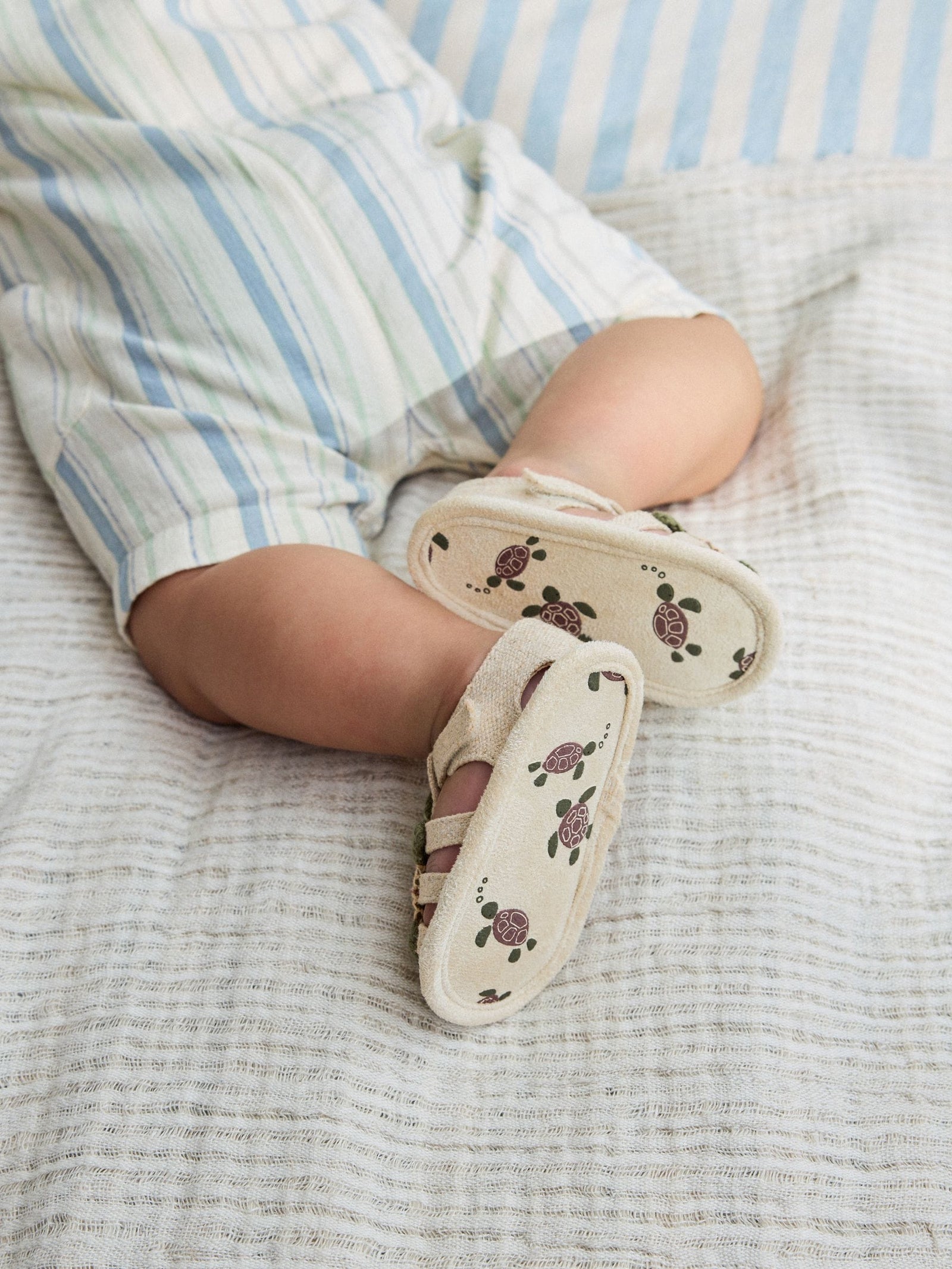 Neutral Turtle Baby Fisherman Sandals (0-2mths)