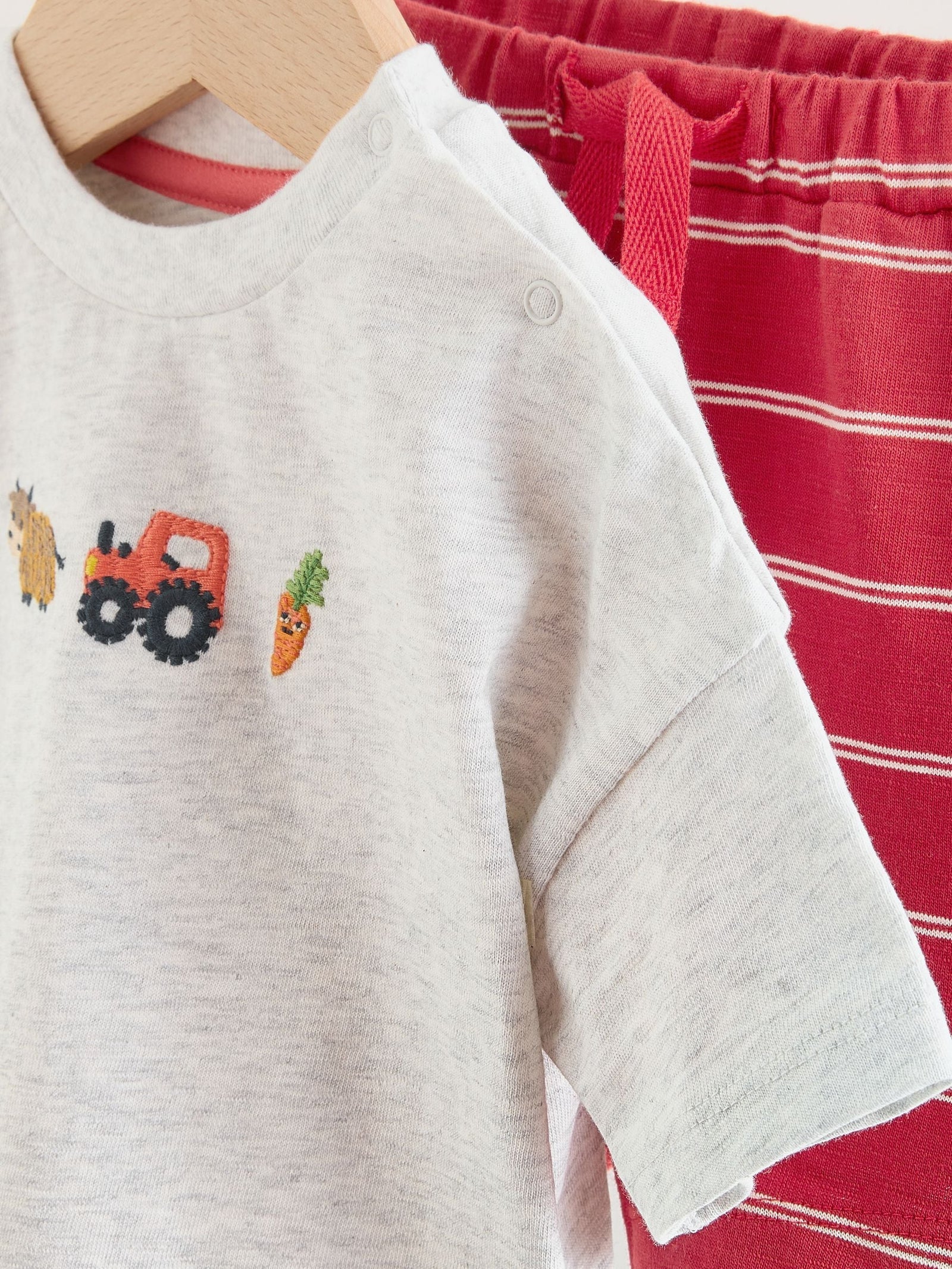 Red Farm Print Top and Shorts Baby Set (0mths-2yrs)