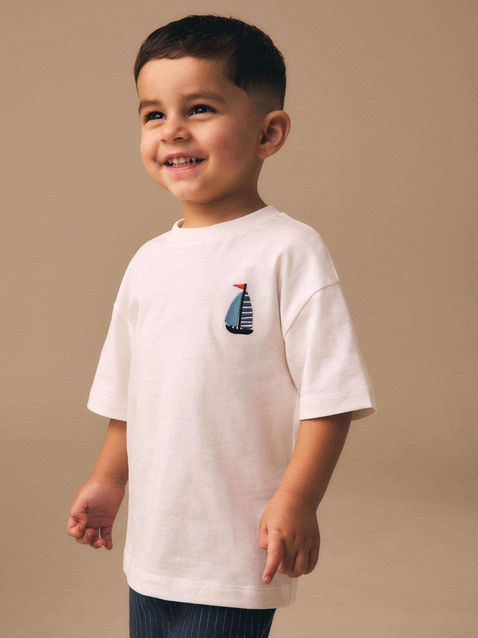 White Boat Short Sleeve Small Graphic T-Shirt (3mths-7yrs)