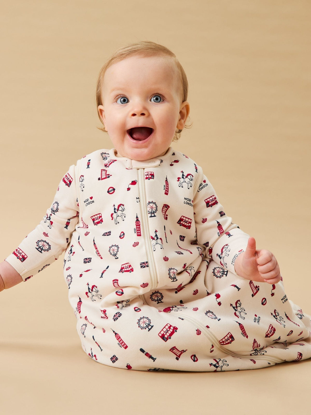 MORI Cream London Print Supersoft 1.5 Tog Sleeping Bag Front Zip
