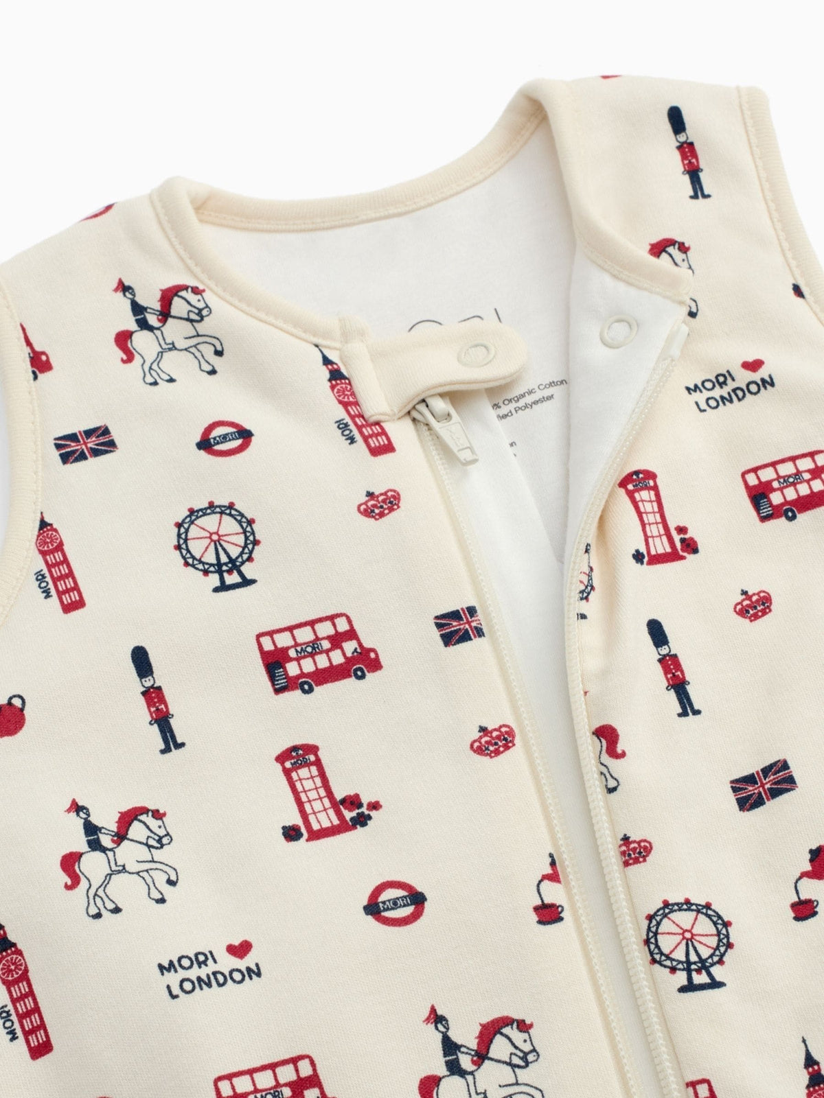MORI Cream London Print Supersoft 1.5 Tog Sleeping Bag Front Zip