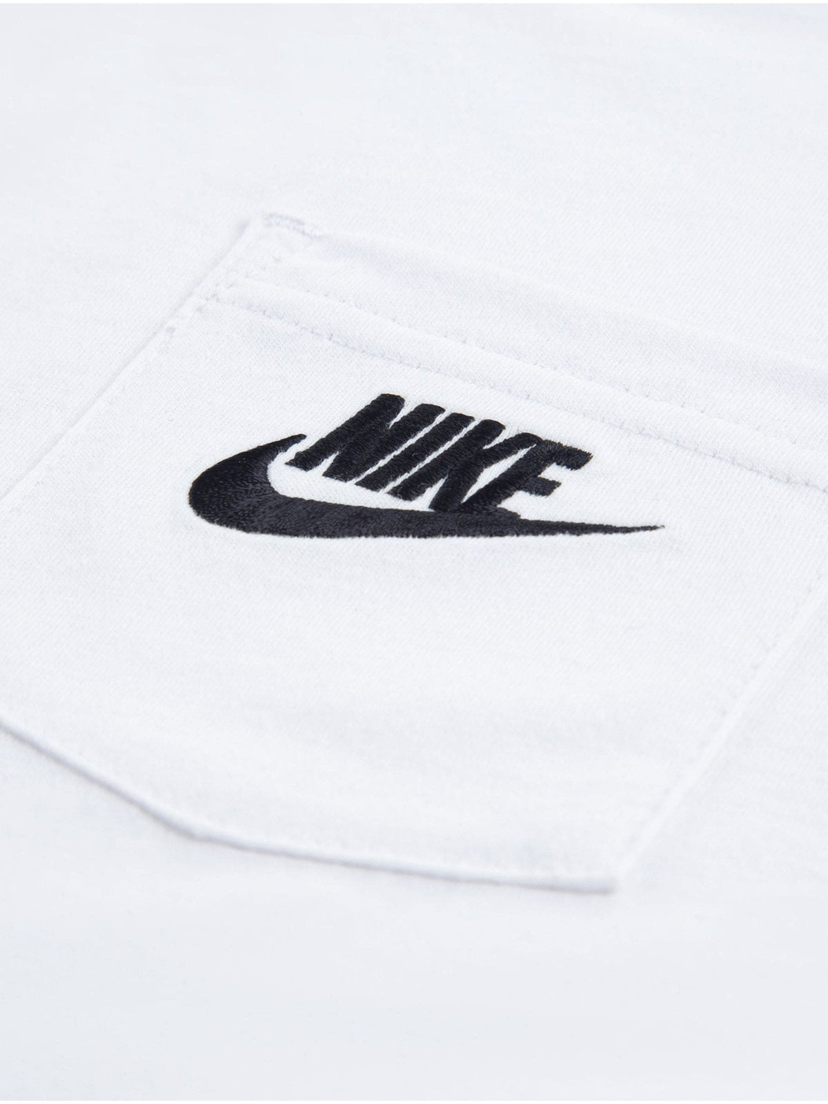 Nike Green Pocket T-Shirt And Cargo Shorts Set