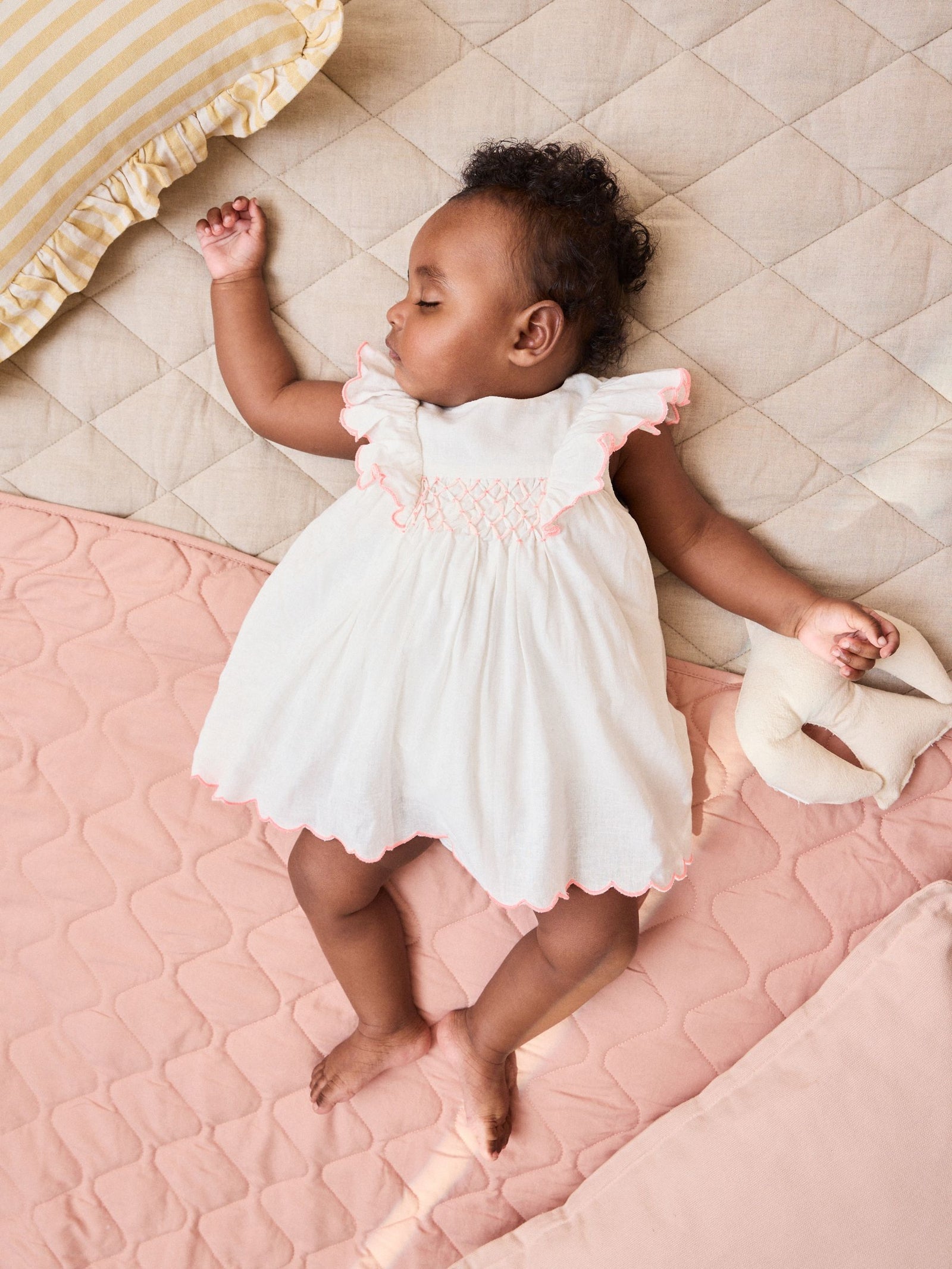 White Woven Baby Dress and Knickers Set 2 Piece (0mths-2yrs)