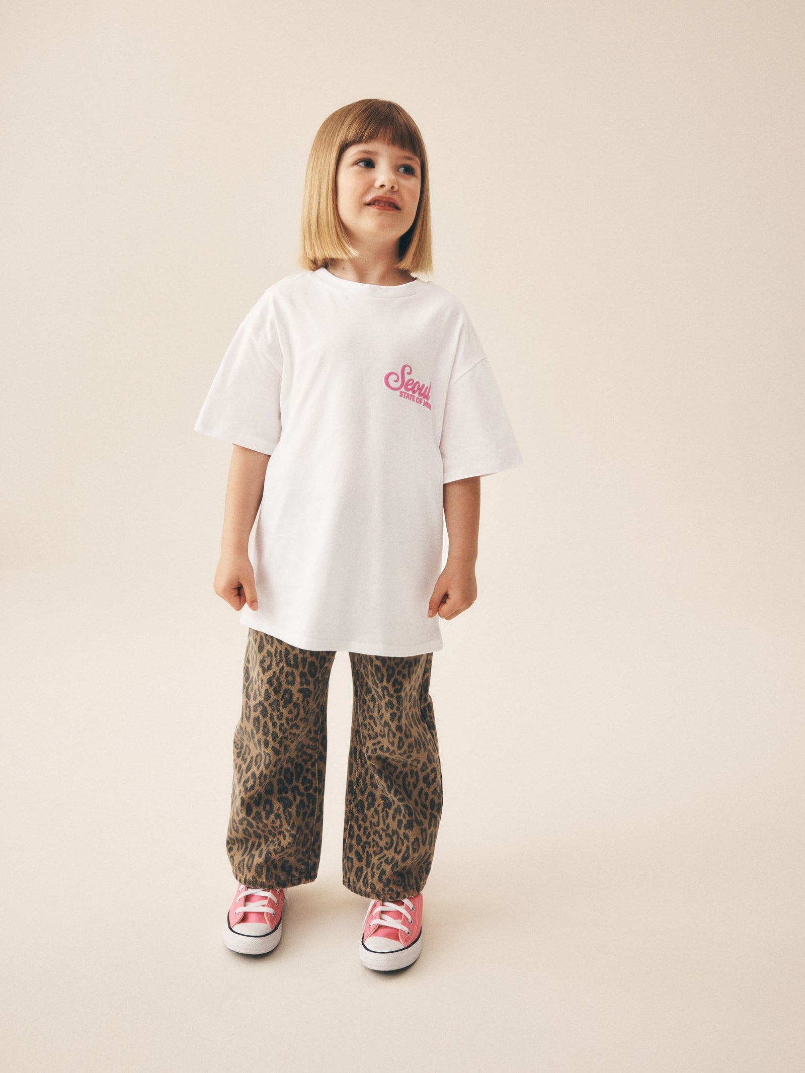 White Oversized Graphic Print T-Shirt (3-16yrs)